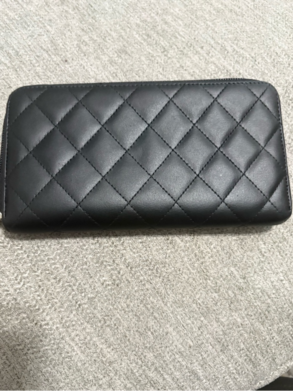 CHANEL Cambon Zipper Organizer with CC Logo - COA included - Picture 2 of 3